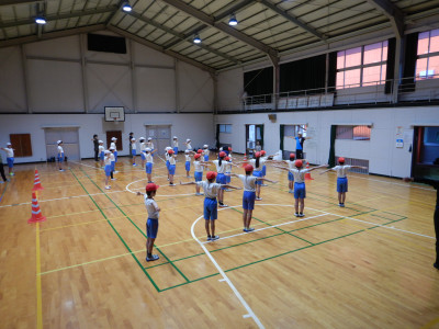 体育館での練習仕上げ (2)