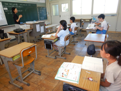 4年生算数２桁のわり算 (1)