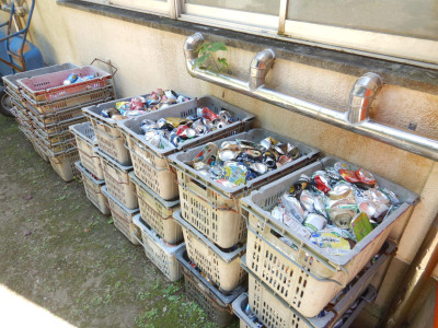 空き缶回収 (2)