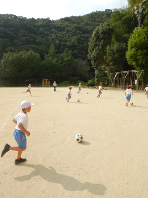1・2・3年生体育サッカー (9)