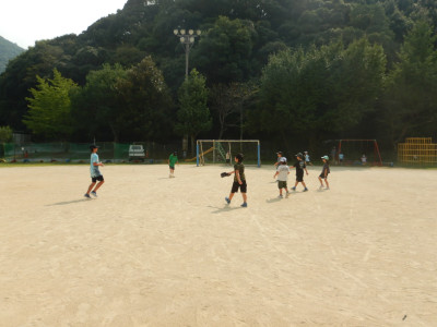 昼休みの運動場 (14)
