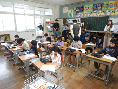 2・3年生／国語／わたしと小鳥とすずと (4)