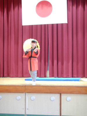 ２くみ、３くみ／お楽しみ会の練習 (11)