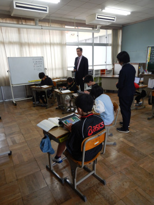椿原先生があちこちの学級参観 (13)