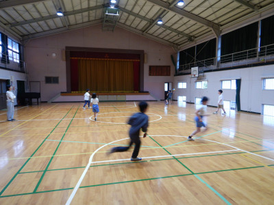 45年生昼休み体育館 (3)