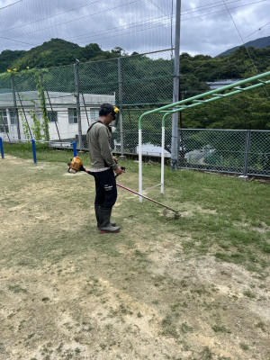 教頭先生草刈り (2)