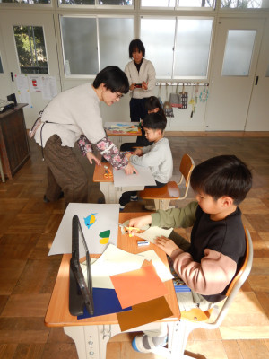 1年生図画工作切り絵 (3)