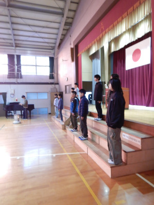 卒業式の練習／全校練習 (8)